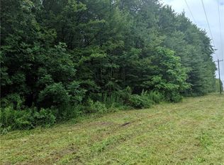 Silverthorn Rd, Mc Kean, PA 16426