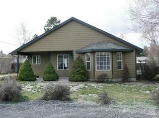 2153 SW 24th St, Redmond, OR 97756