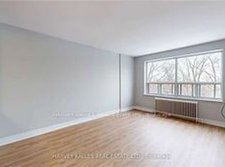 2 Greentree Ct #303, Toronto, ON M6M 2A5