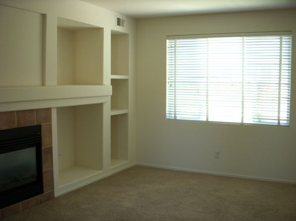 9749 Cattail Cir