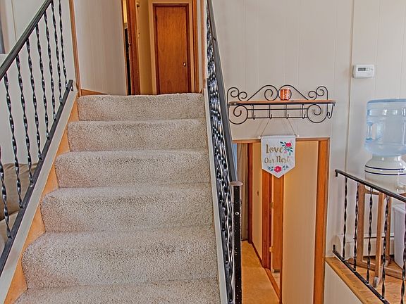 5th image of 1022 N Gosse Blvd