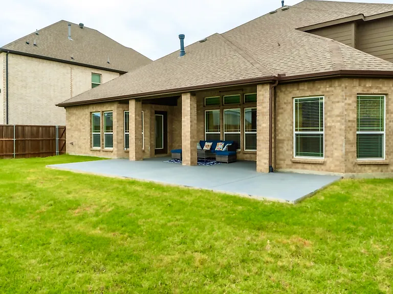 5920 Humber Ln — Photo 32