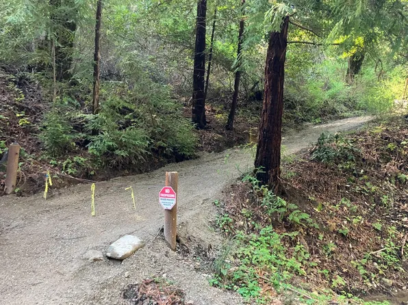 1 Old Santa Cruz Highway, Los Gatos, CA 95033