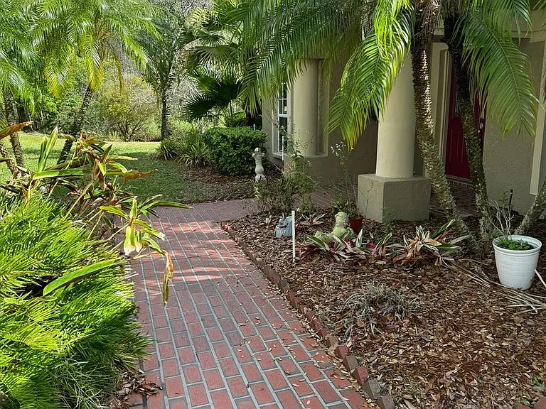 5501 Reflections Blvd — Photo 3