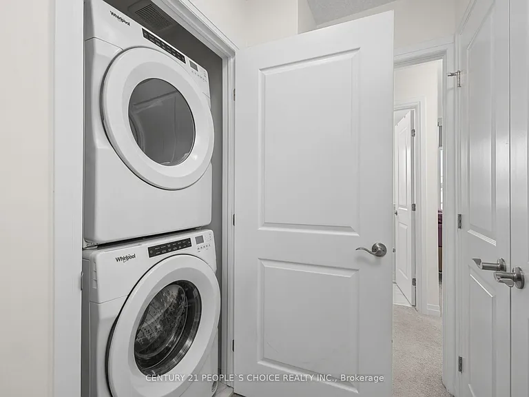 9 Queensbrook Cres — Photo 20