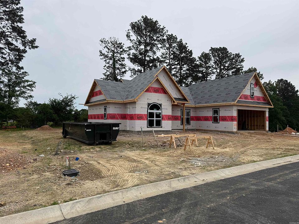 1st image of 204 Riverstone Loop