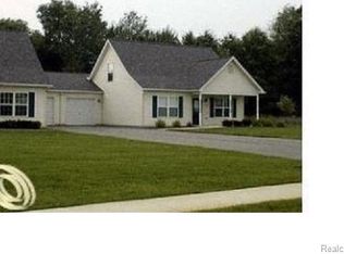 779 Cattail Ln, Pinckney, MI 48169