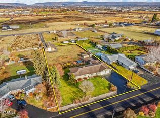 1007 Meadowbrook Rd, Yakima, WA 98903
