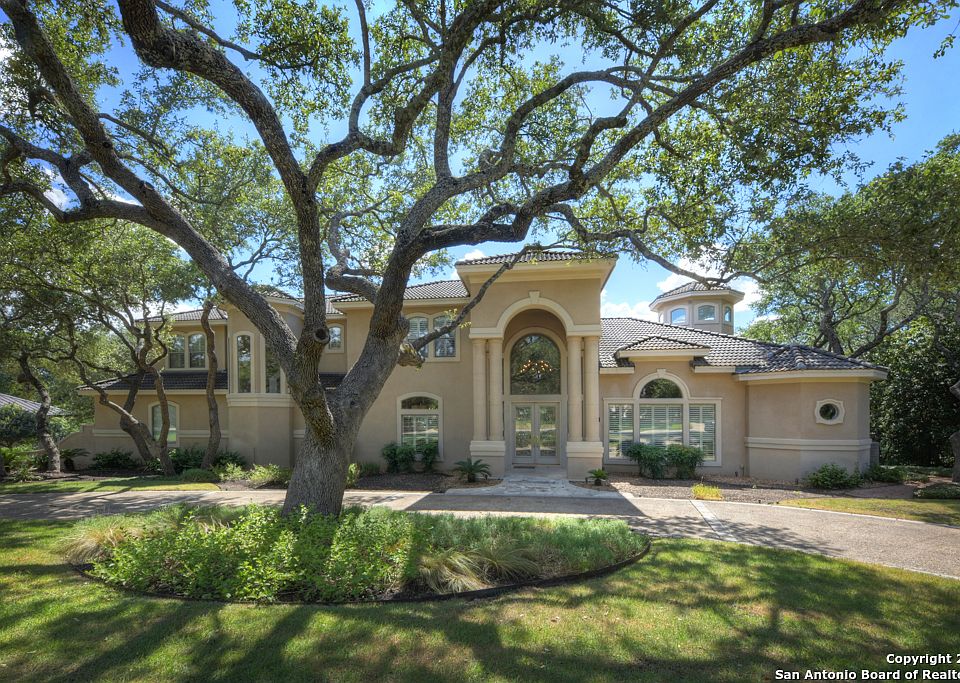 1st image of 29 SANCTUARY DR