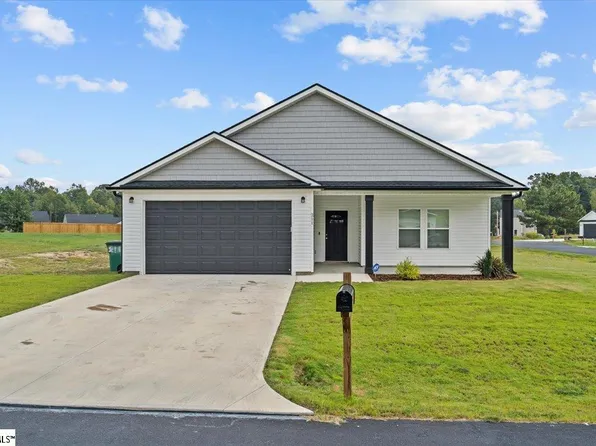 211 Essex Dr, Clinton, SC 29325