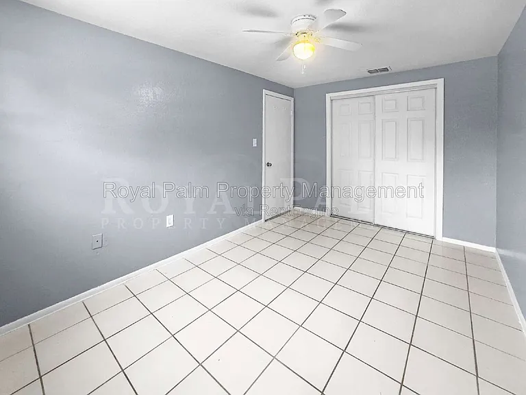 6617 Warwick Cir — Photo 17