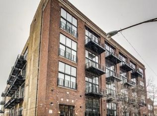 1935 N Fairfield Ave APT 210, Chicago, IL 60647