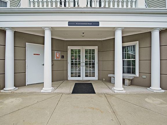 2nd image of 8 Crowninshield St Unit 410