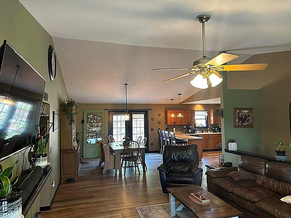 2nd image of 1039 S Ewing St