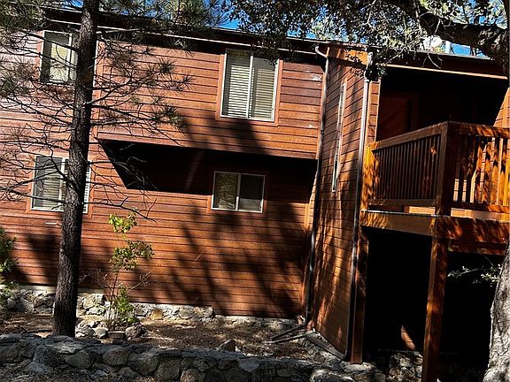 4th image of 1225 Azalea Dr