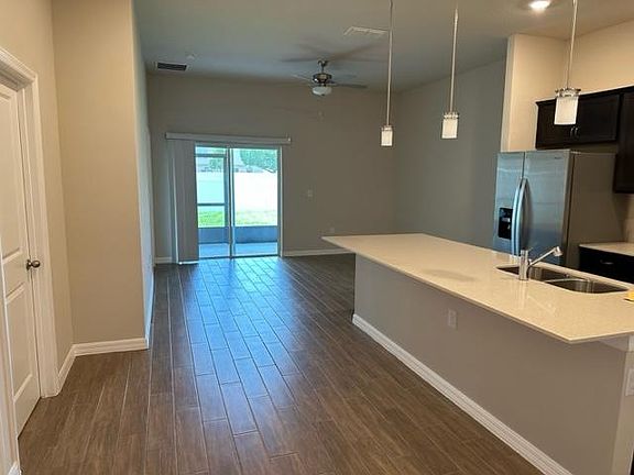 2nd image of 16 Wood Arbor Ln #B