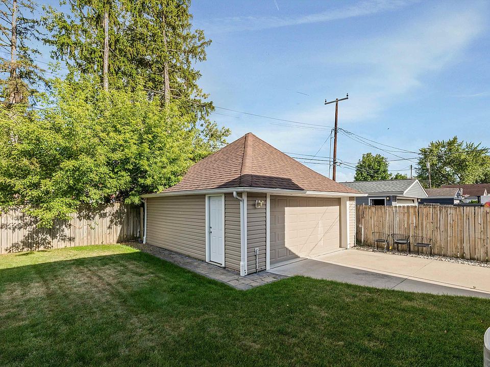 342 N Marias Ave, photo 24