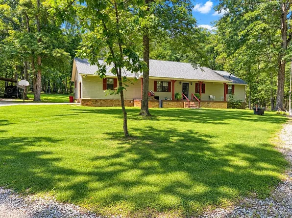 360 Jade Rd, Savannah, TN 38372