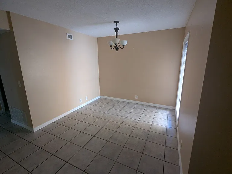 222 Crown Oaks Way — Photo 21