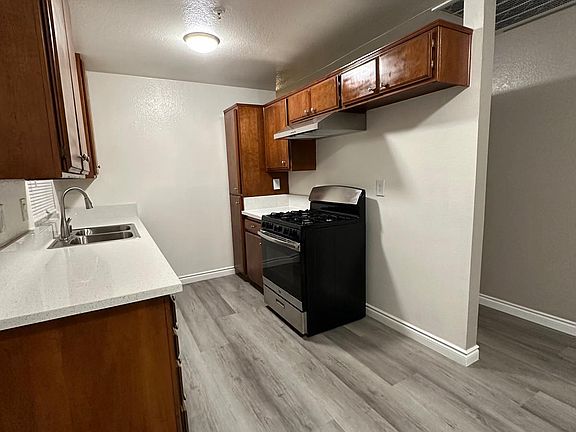 5th image of 16645 Valencia Ave APT 2C