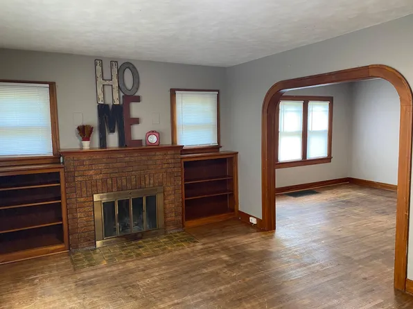 915 E Delmar St, Springfield, MO 65807