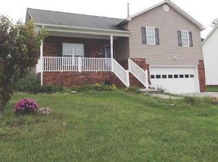 501 Barnsdale Ridge Rd, Kernersville, NC 27284