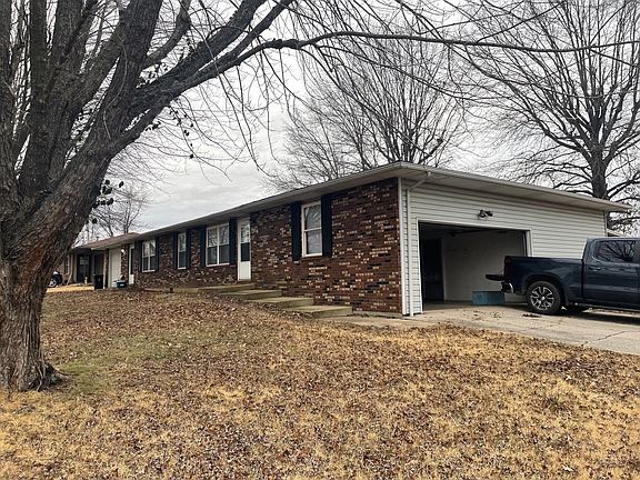 3rd image of 512 Kyle Ave #A