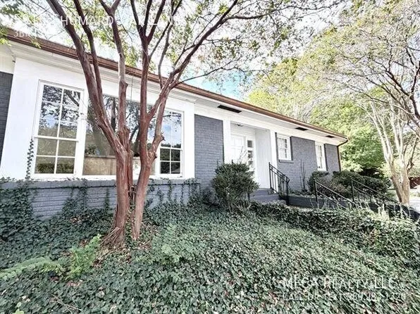 5915 Shumard Oak Ln, Charlotte, NC 28226