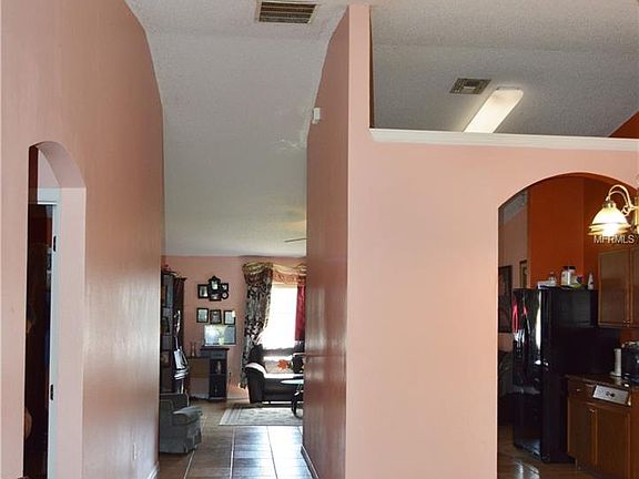 4th image of 1712 Pompano Dr