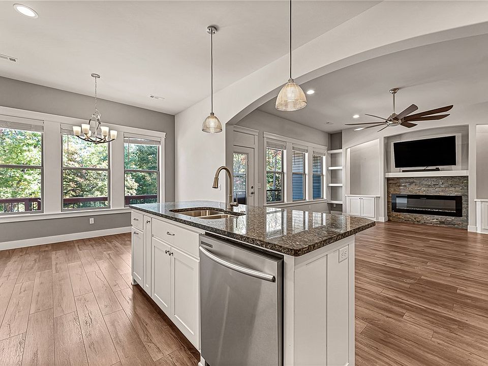 1st image of 232 Stoneykirk Dr