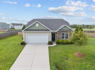 345 McKenzie Ct, Lexington, NC 27295