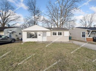 21921 Blackstone St, Oak Park, MI 48237