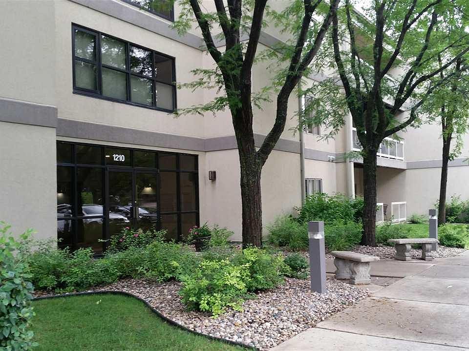 1st image of 1210 W 57th St APT 304