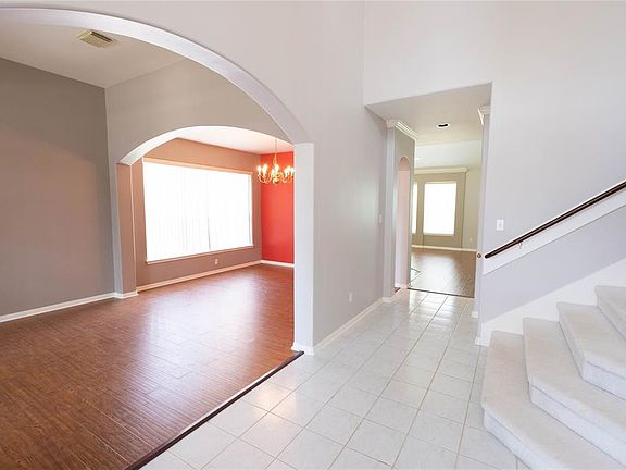 4th image of 2730 Kimbleton Ct