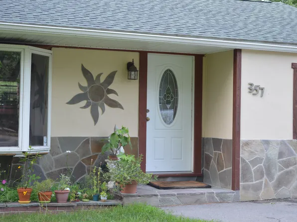 357 Fraser Rd, Kiamesha Lake, NY 12751