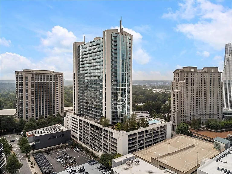3324 Peachtree Rd NE #915 — Photo 1