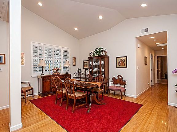 5th image of 3199 Moreland Dr