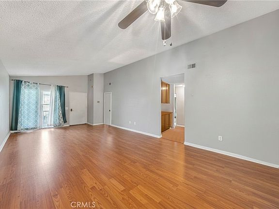 4th image of 4903 Bandera St