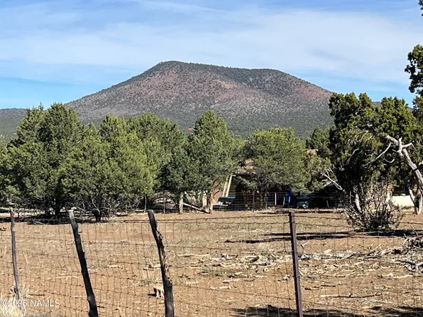 7065 Tulip Trl, Williams, AZ 86046