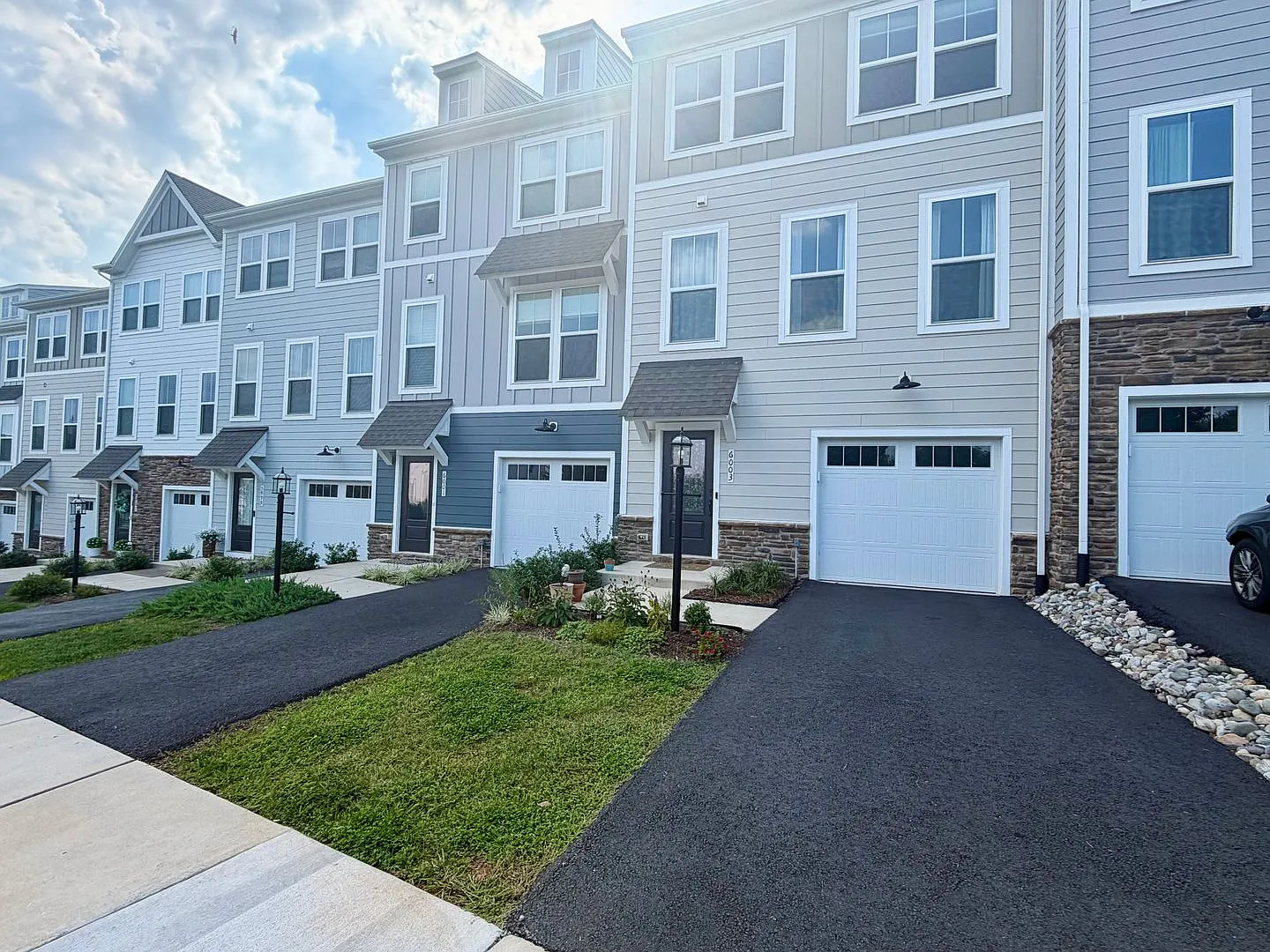 6003 McComb Street - Modern 4BR Crozet Townhome with a Fenced Yard! — Photo 2