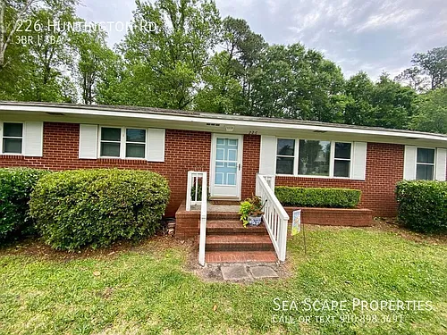 226 Huntington Rd Photo 1