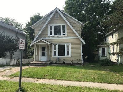 2018 Stone St, Cuyahoga Falls, OH, 44221