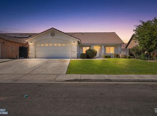 4202 Silver Maple Ct, Bakersfield, CA 93313