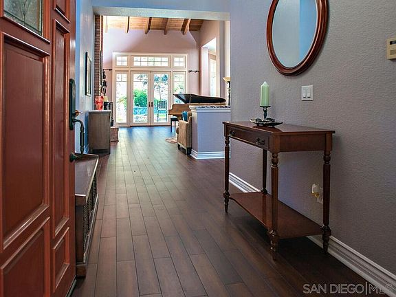 5th image of 10555 Livewood Way