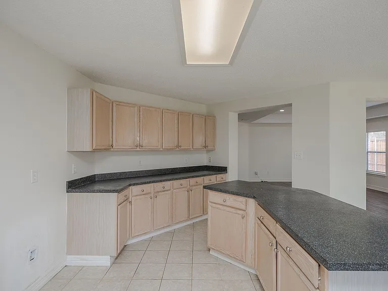 6410 Nottoway Ct — Photo 18