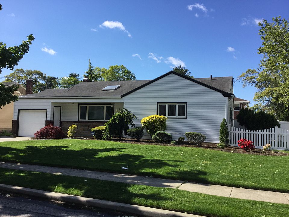 1st image of 639 Western Park Dr