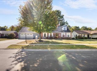 2512 Valley Creek Run, New Haven, IN 46774
