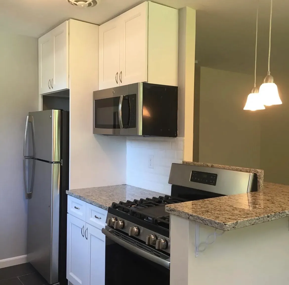 2 bed, 840 sqft, $1,750 — Photo 4