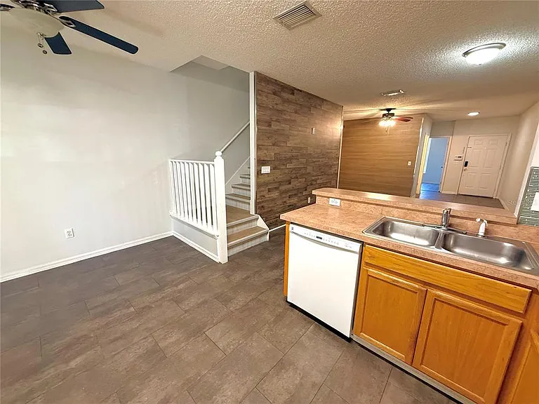 6339 Osprey Lake Cir — Photo 11