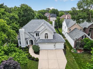 701 S Wilmette Ave, Westmont, IL 60559